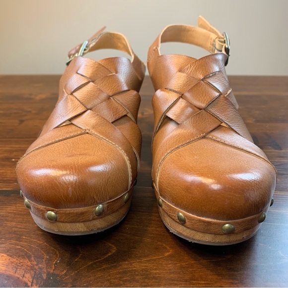 Kork-Ease Shoes - Korks Wynne vegan leather Platform Clog Sandal in Tan size 8